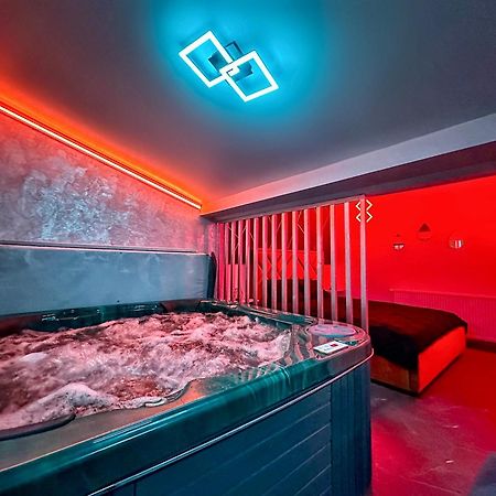 Luxor - Jacuzzi&Cozy Apartments Sibiu Exterior foto