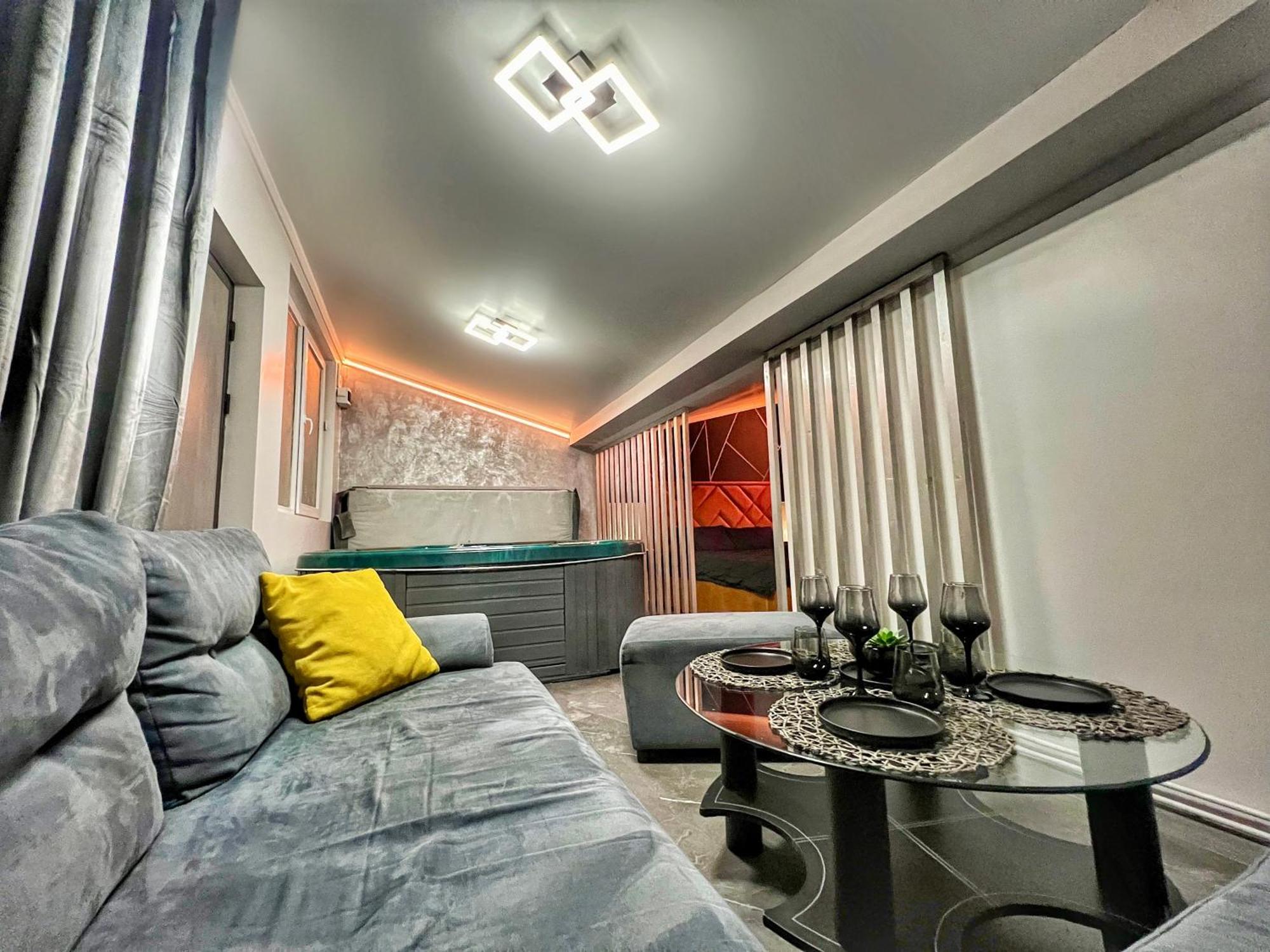 Luxor - Jacuzzi&Cozy Apartments Sibiu Exterior foto